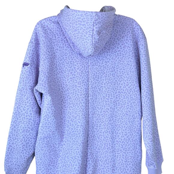 Fabletics Forever Fleece Hooded One Medium Piece Pink Lavender Cozycore Leopard - Picture 4 of 11